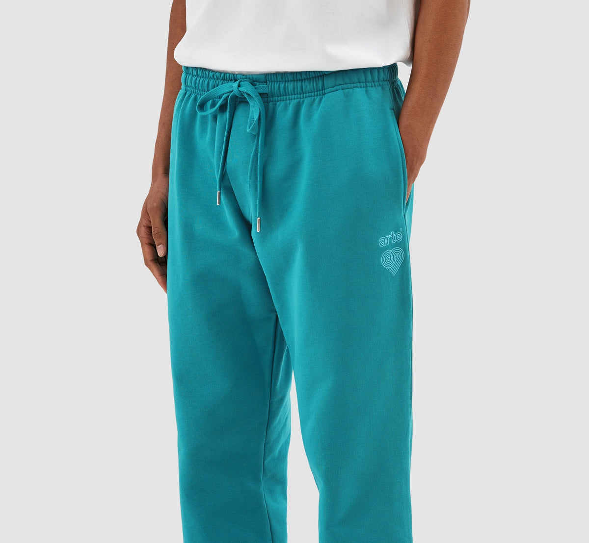 Pantalon avec logo en forme de cœur de Tristian - Bleu lac