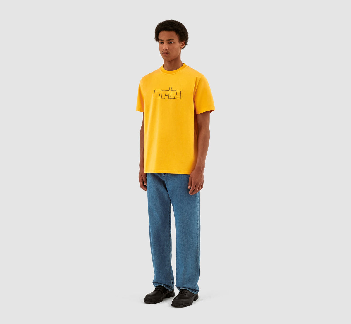 T-shirt avec logo en bloc Turner - Jaune
