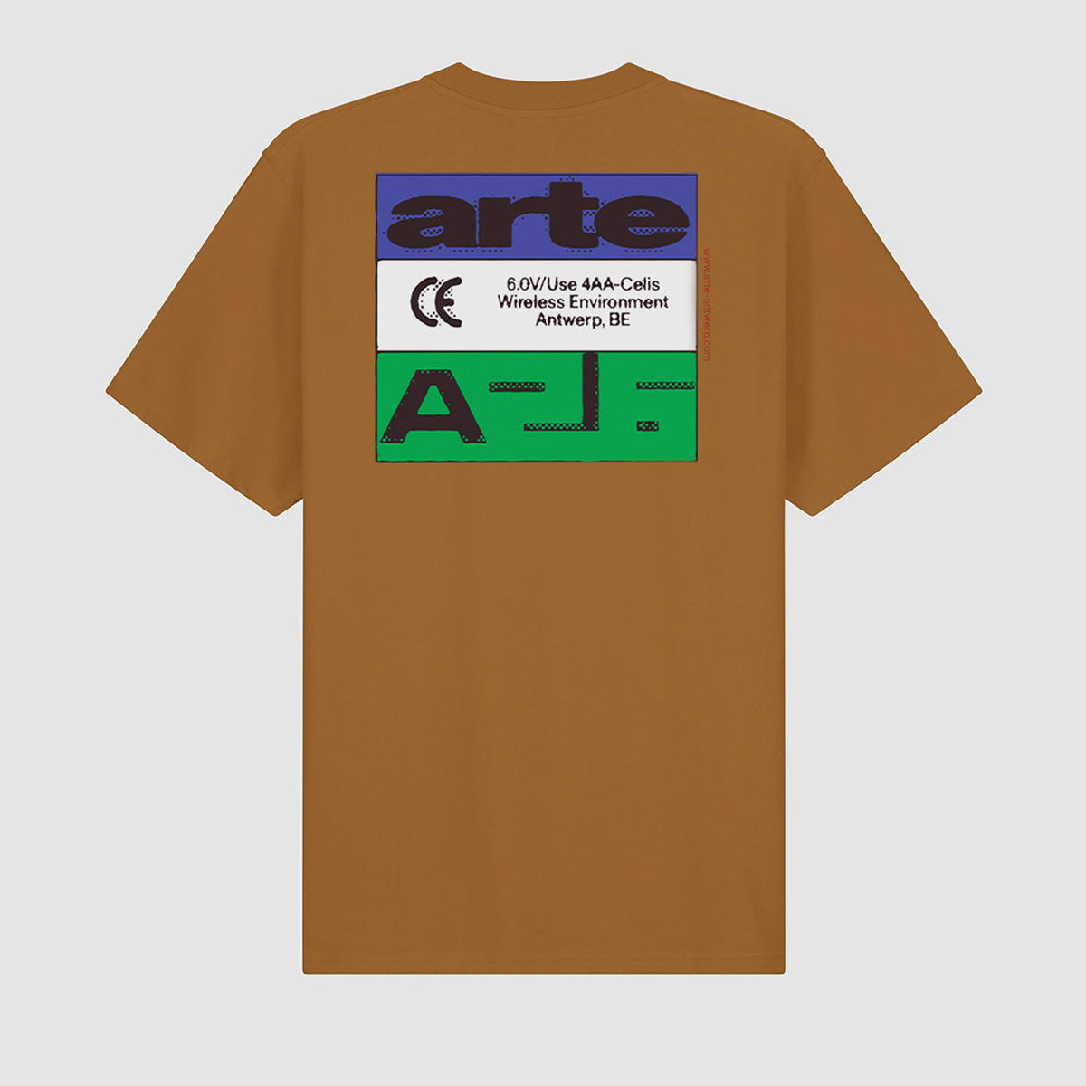T-shirt « Tricolor Serial » - Marron