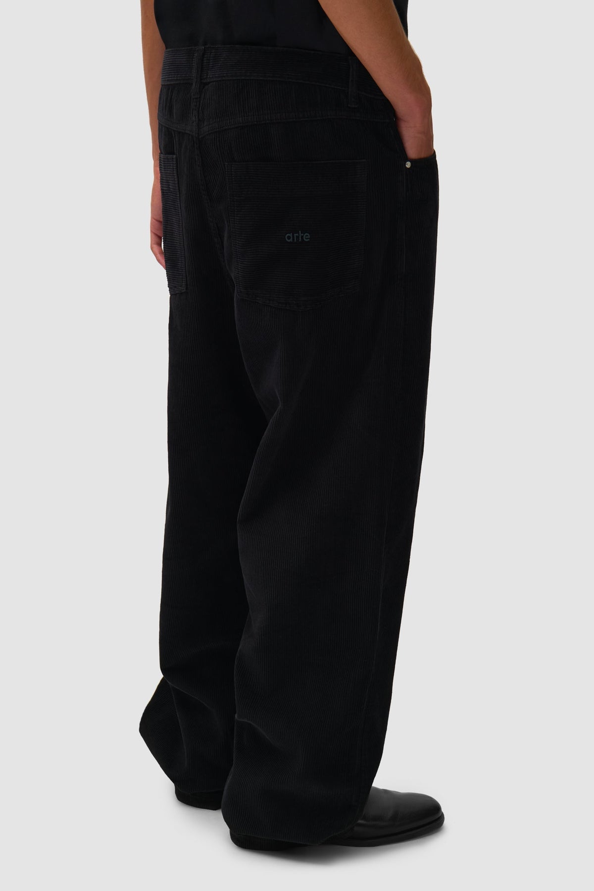 Pantalon en velours côtelé - Noir