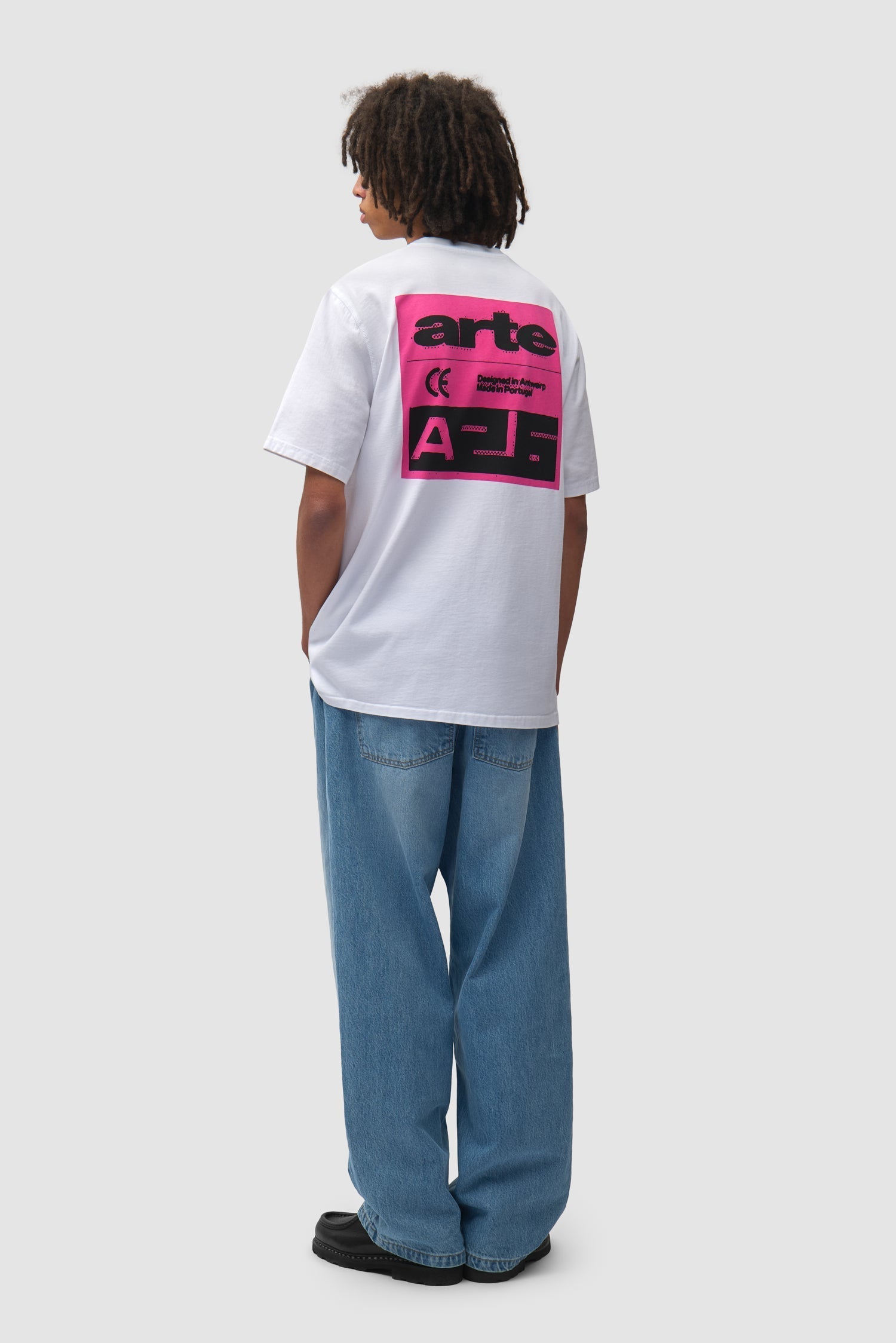 T-shirt « Pink Serial » - Blanc