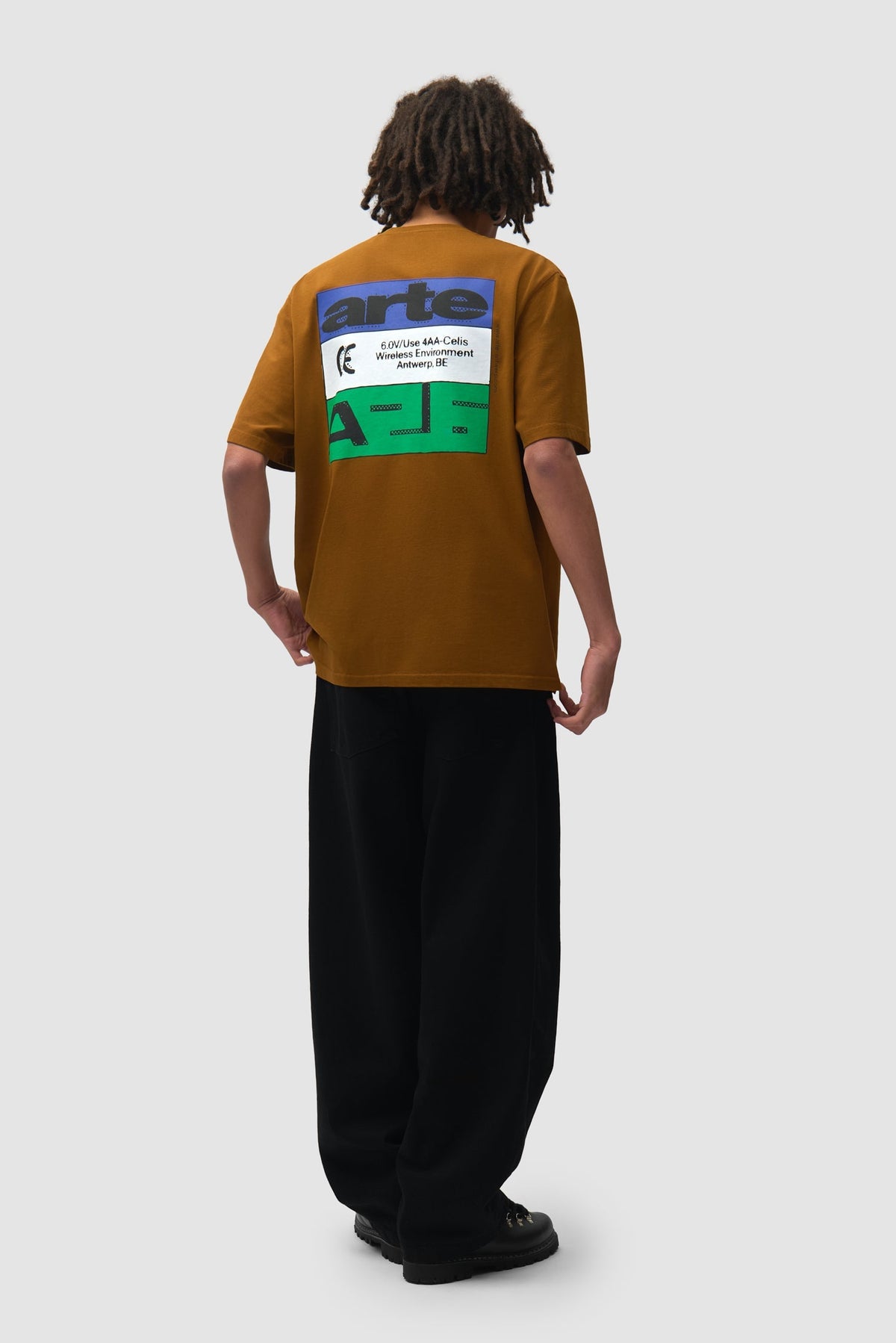 T-shirt « Tricolor Serial » - Marron