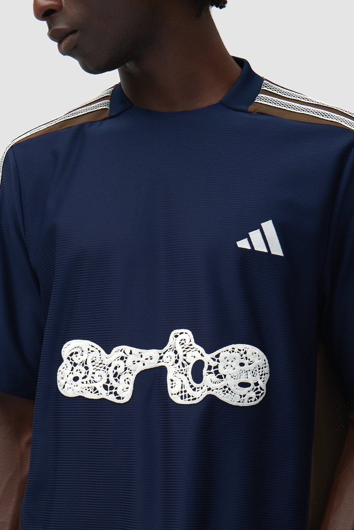 Maillot Arte pour adidas - bleu marine/marron