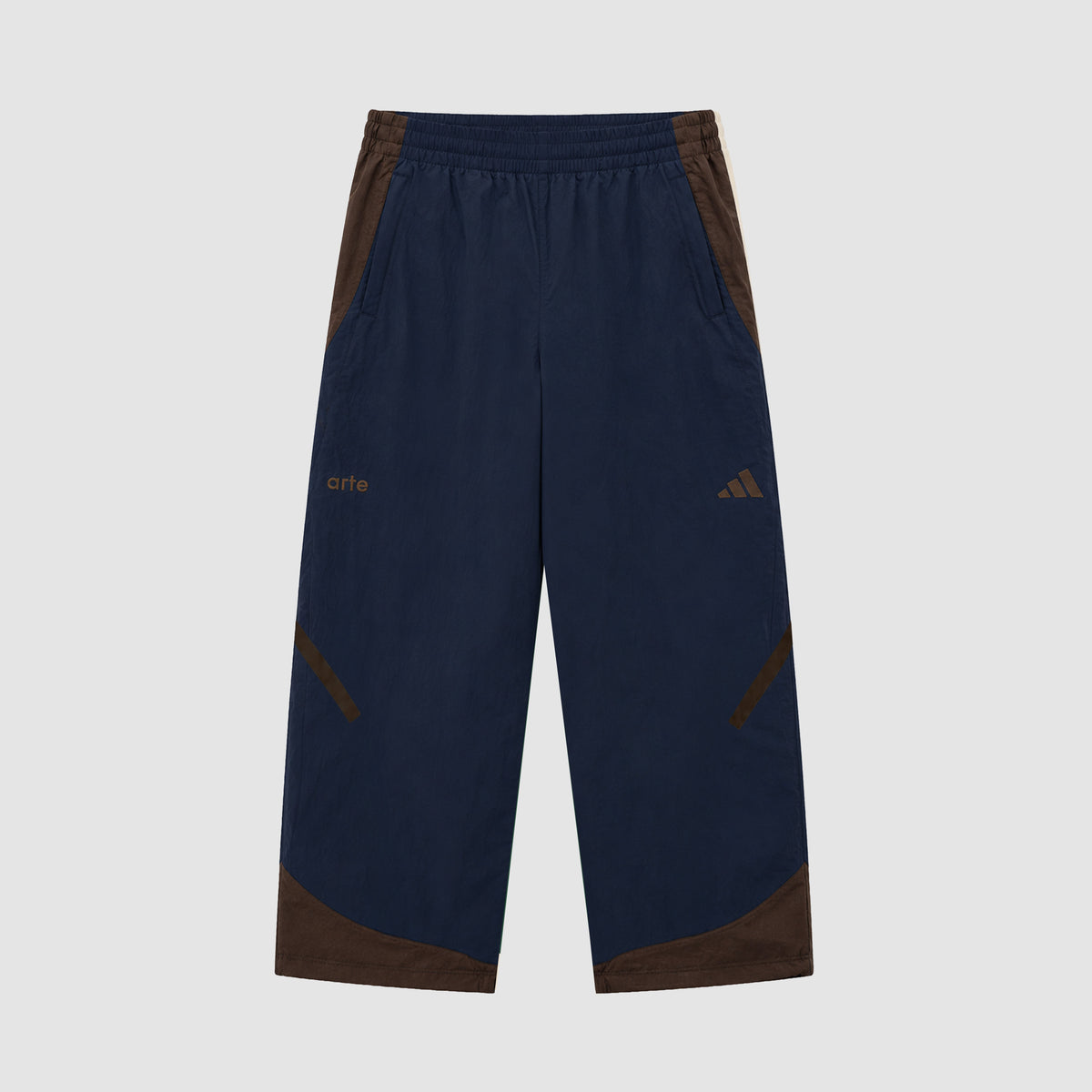 Pantalon de survêtement Arte pour adidas Z.N.E. - bleu marine/marron