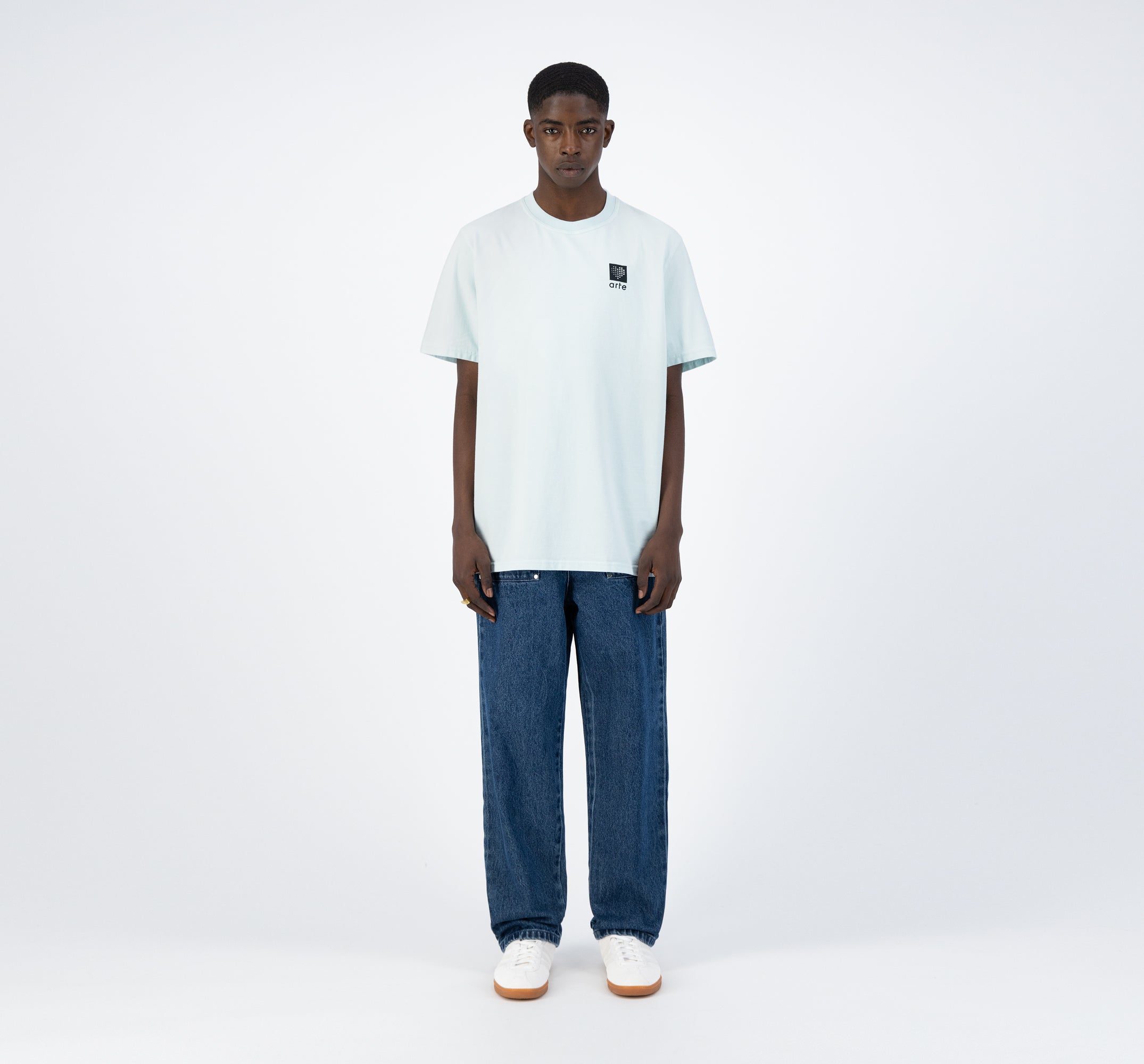 Tzara Embroi T-shirt - Skylight