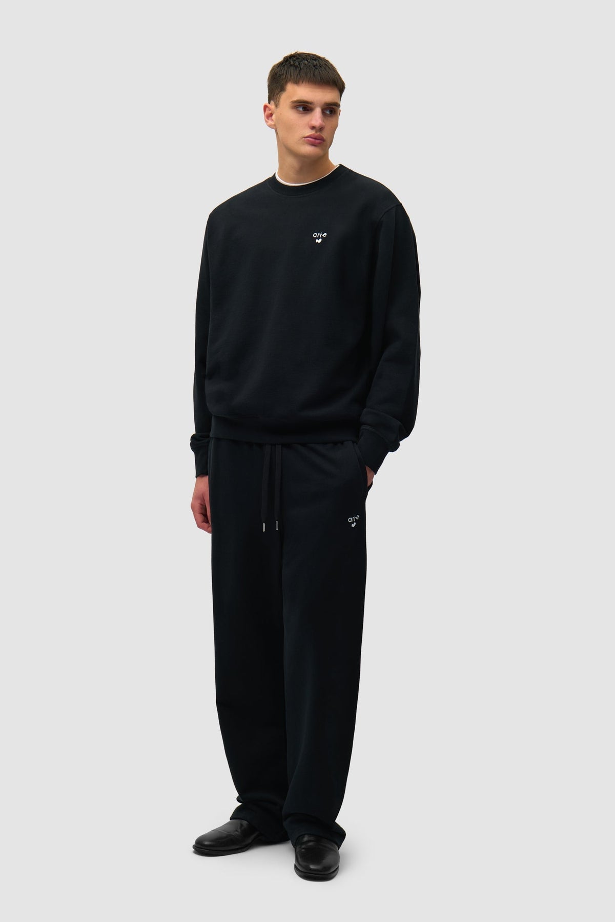 T-shirt à col rond avec logo cœur - Noir