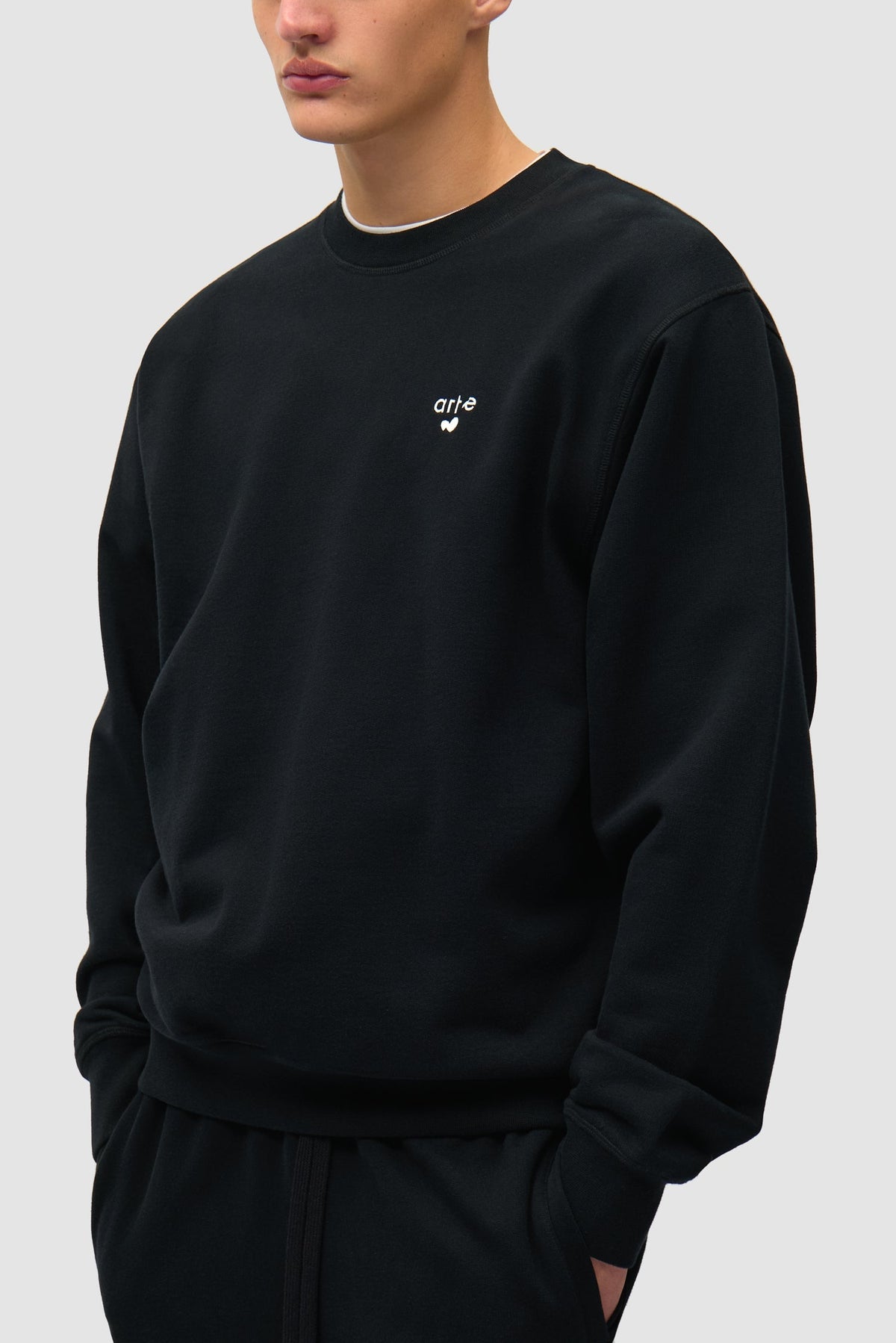 T-shirt à col rond avec logo cœur - Noir