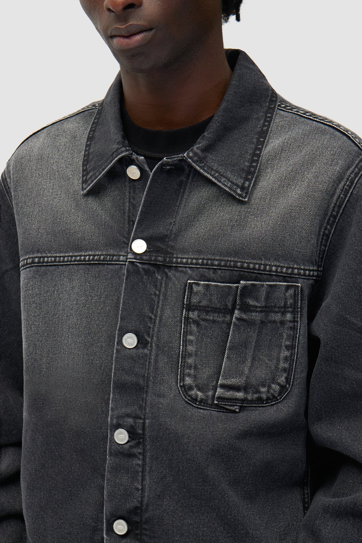 Veste en jean à poches plissées - Noir délavé
