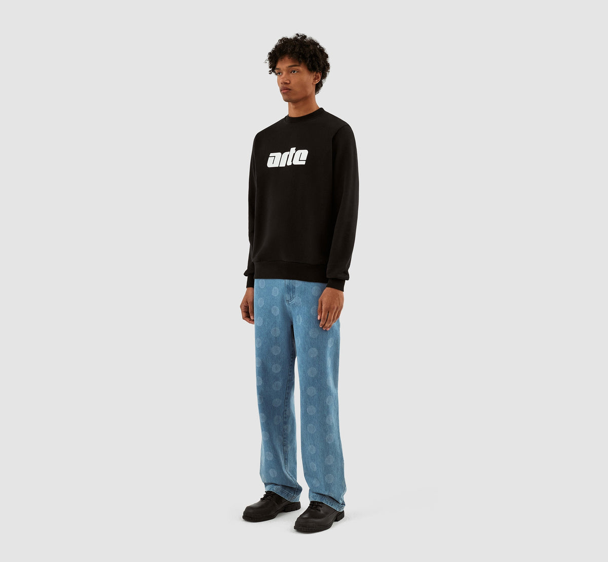 Conrad Logo Crewneck - Noir