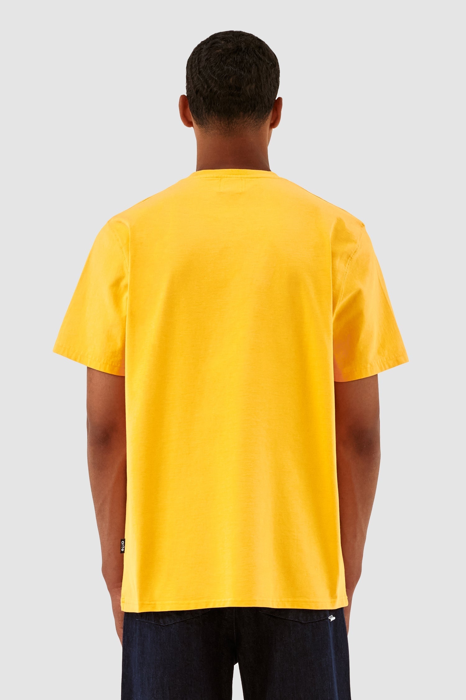 Logo Turner Arte - Jaune