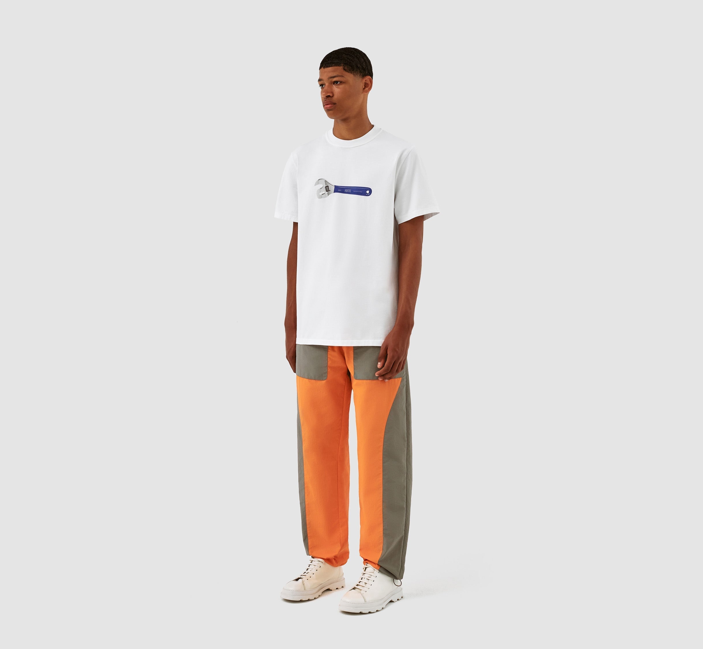 T-shirt Turner Tool - Blanc