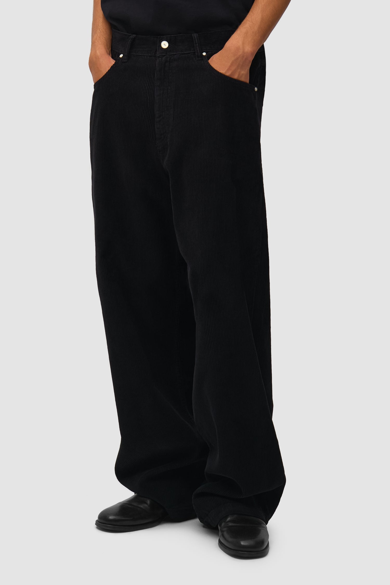 Pantalon en velours côtelé - Noir