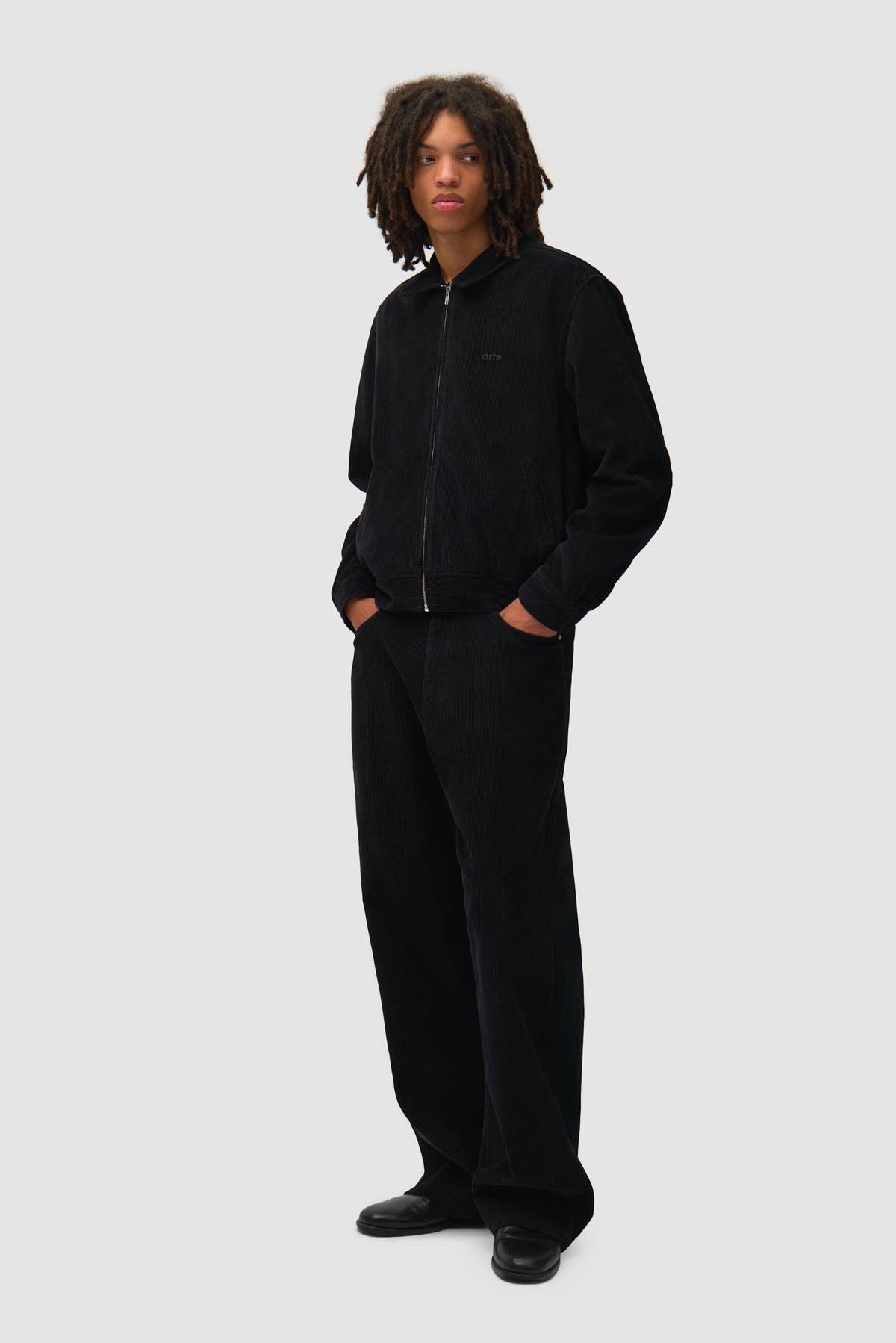 Pantalon en velours côtelé - Noir