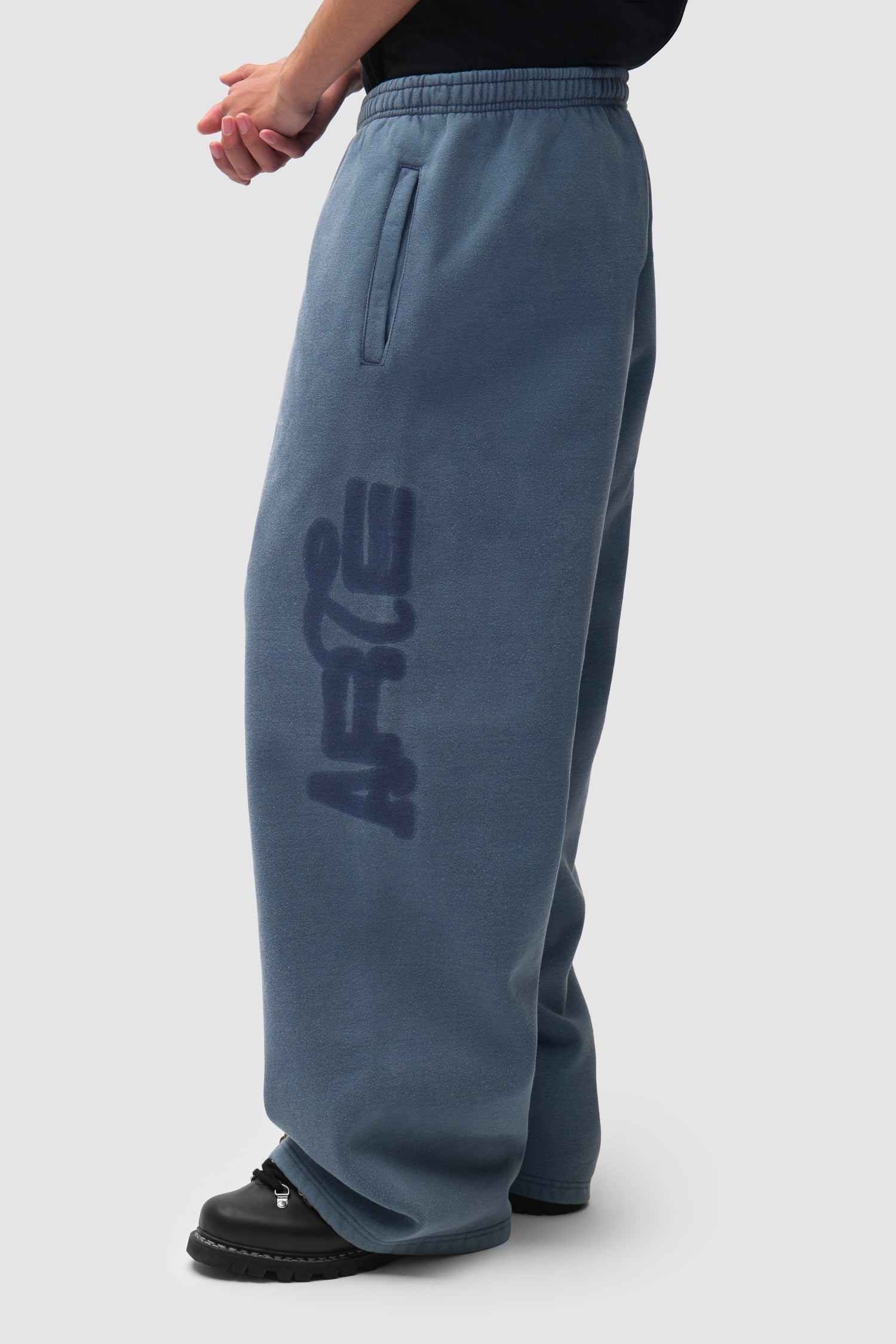 Pantalon de survêtement Sunfade Stencil Ease - Bleu marine