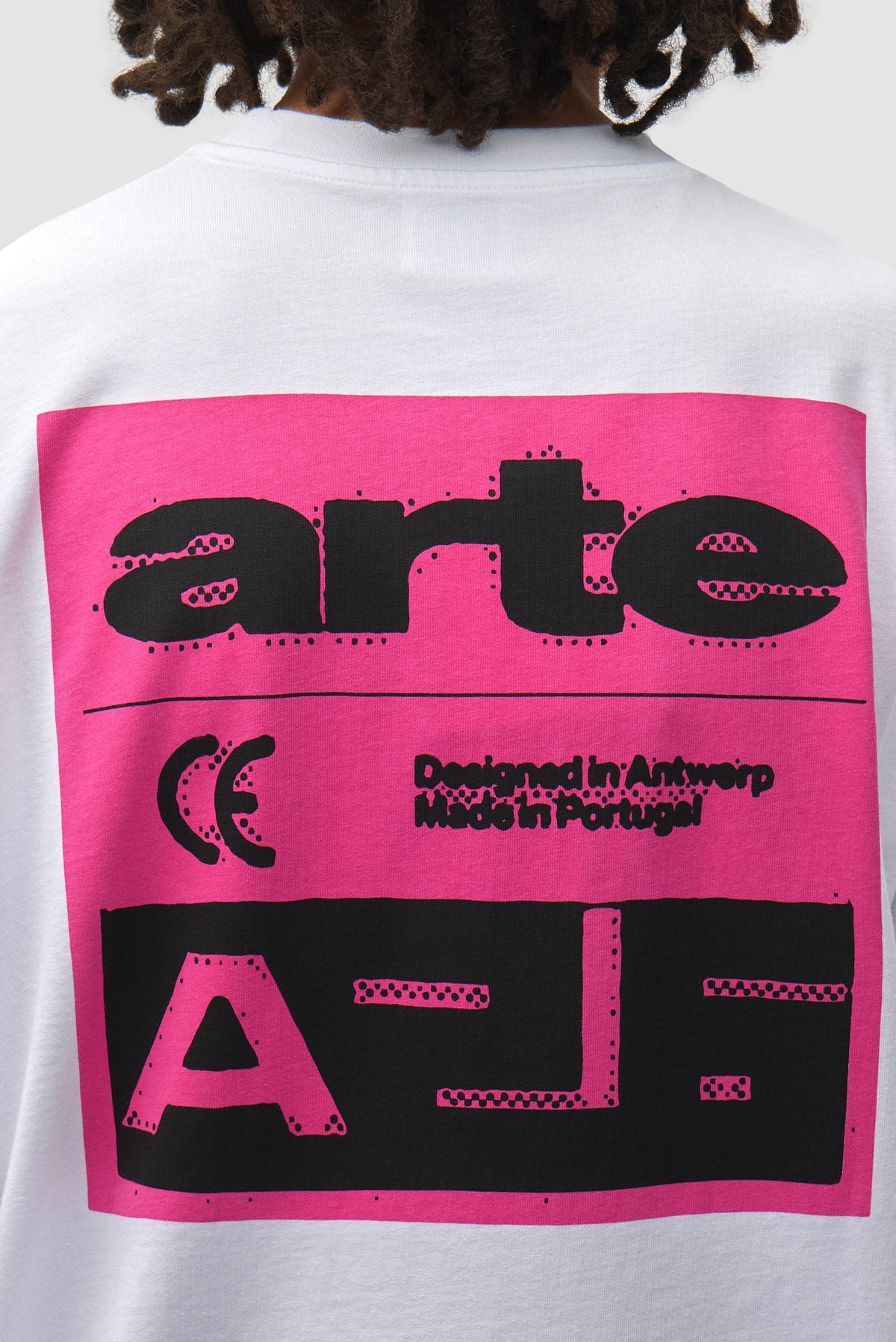 T-shirt « Pink Serial » - Blanc