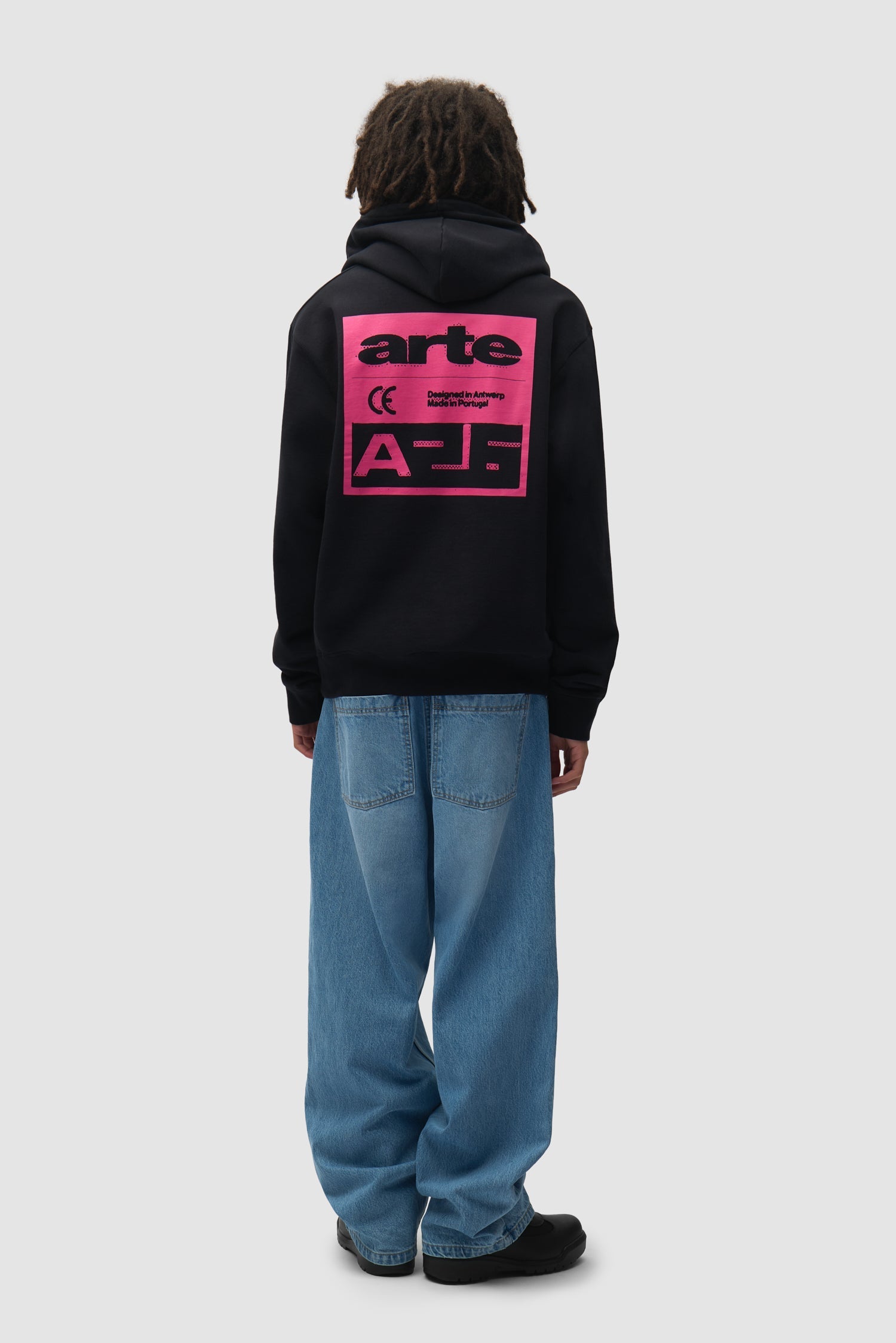 Sweat à capuche « Pink Serial » - Noir