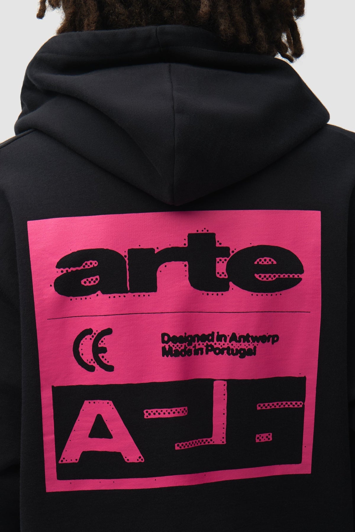 Sweat à capuche « Pink Serial » - Noir