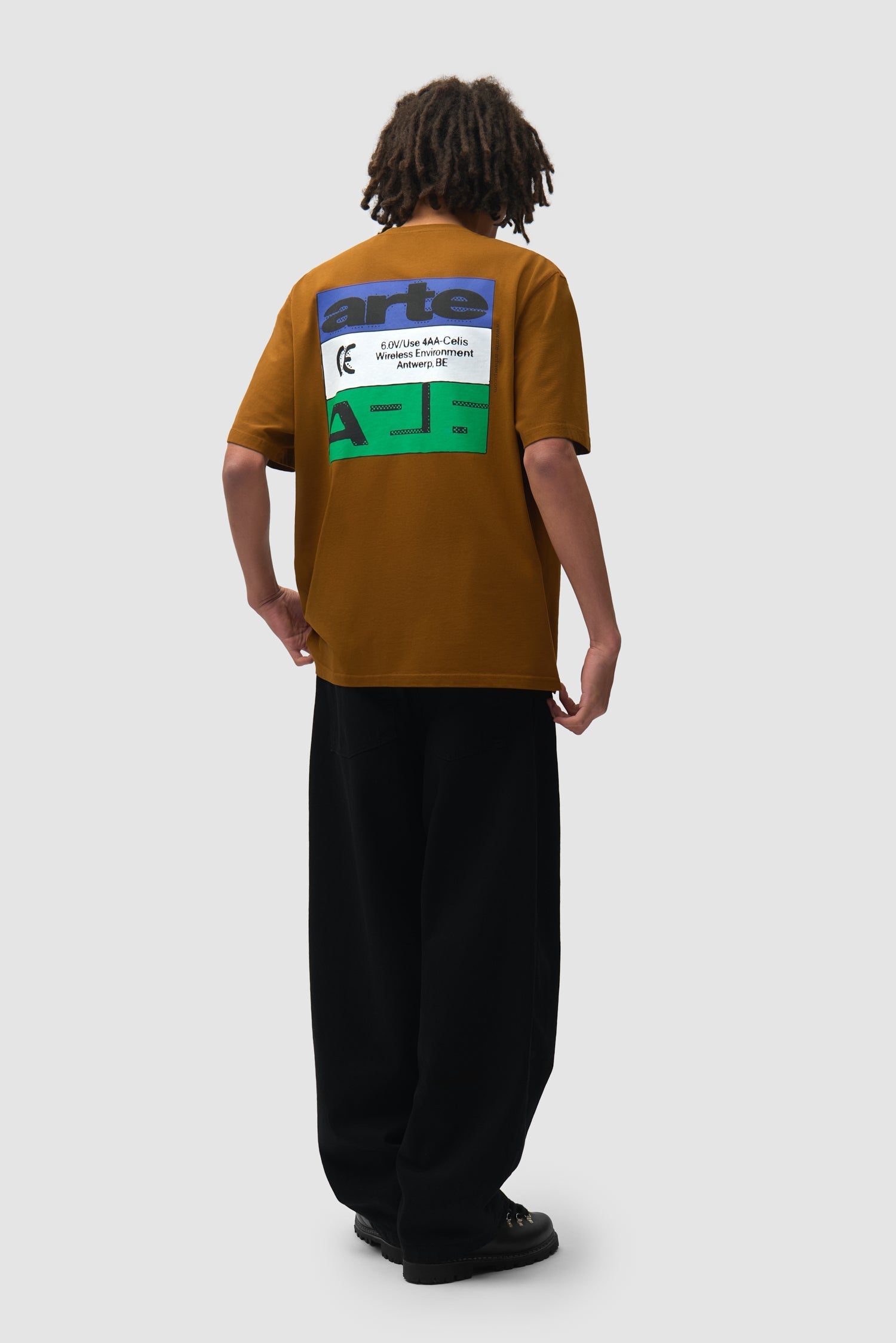 T-shirt « Tricolor Serial » - Marron
