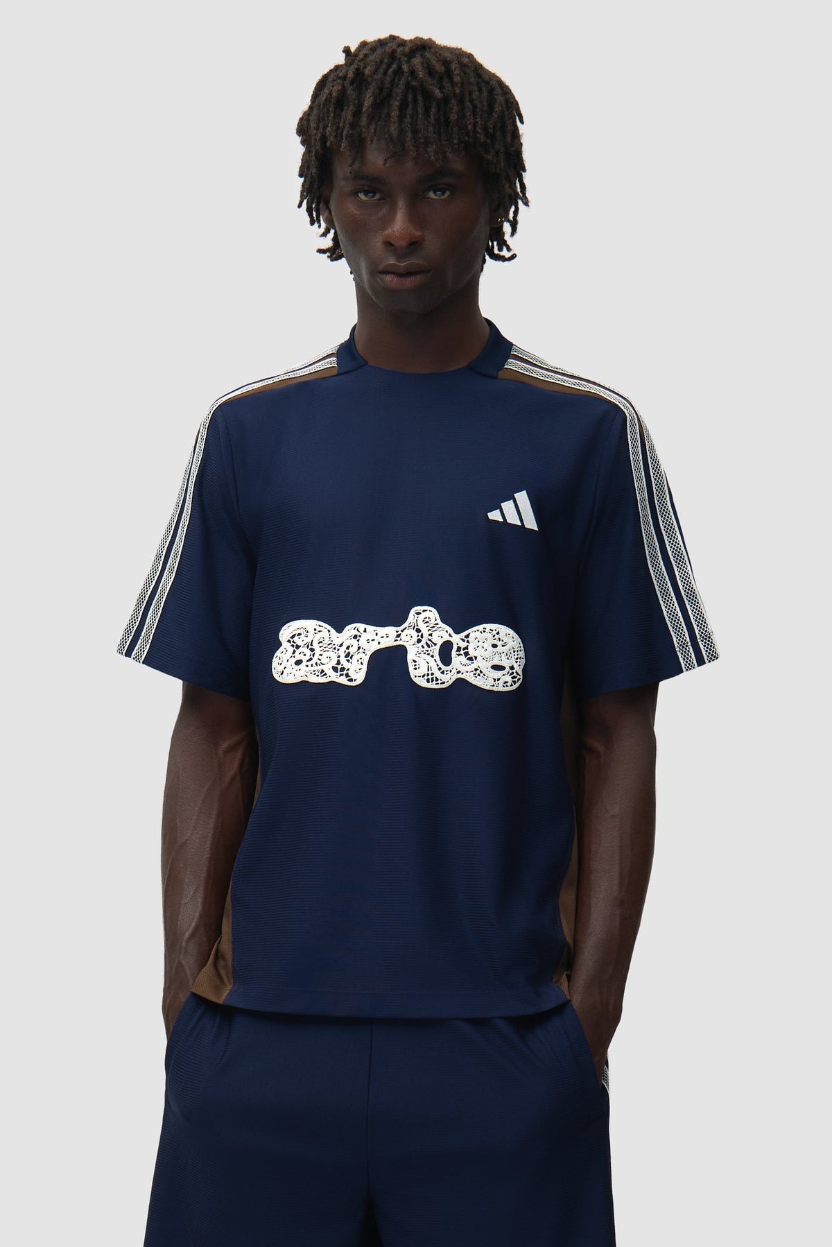 Maillot Arte pour adidas - bleu marine/marron