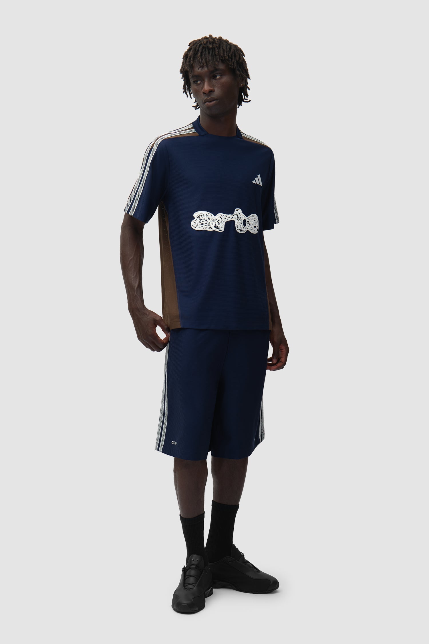Maillot Arte pour adidas - bleu marine/marron