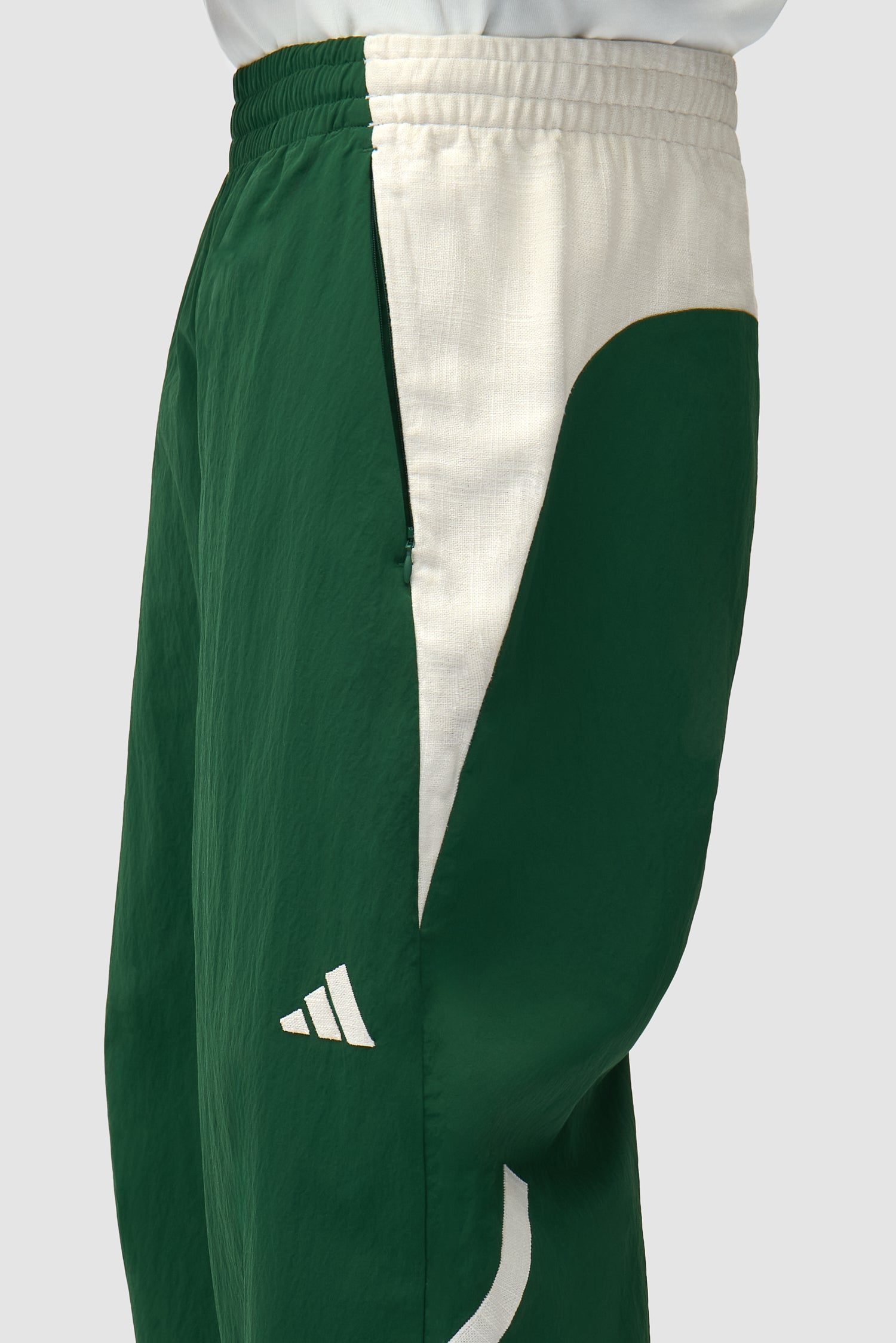 Pantalon de survêtement Arte pour adidas Z.N.E. - vert/crème