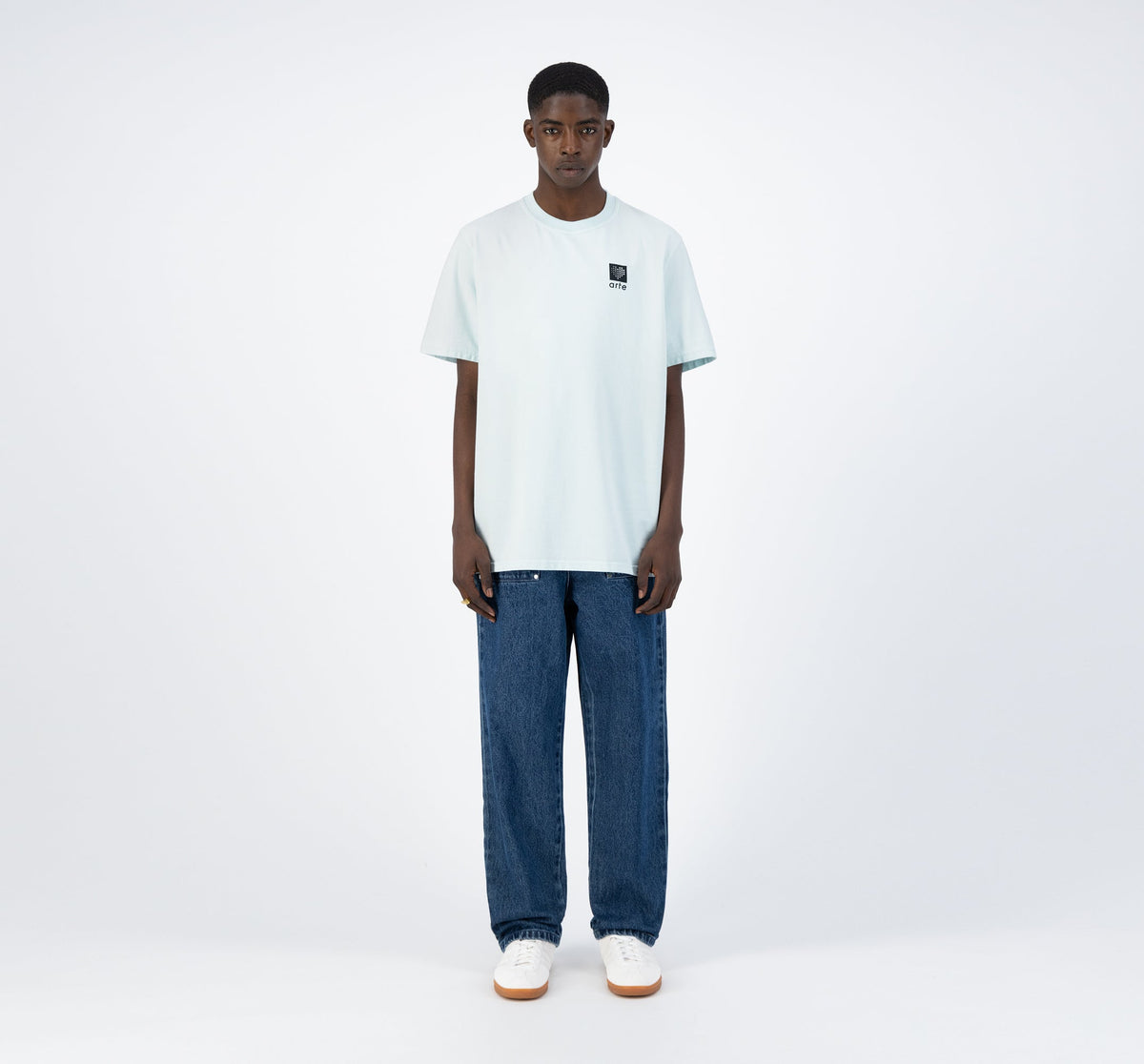 Tzara Embroi T-shirt - Skylight