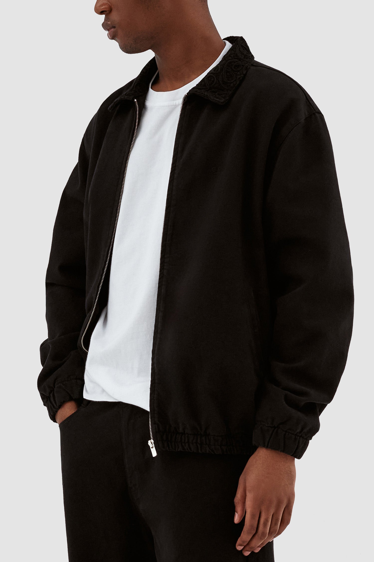 Col Joshua Detail - Noir