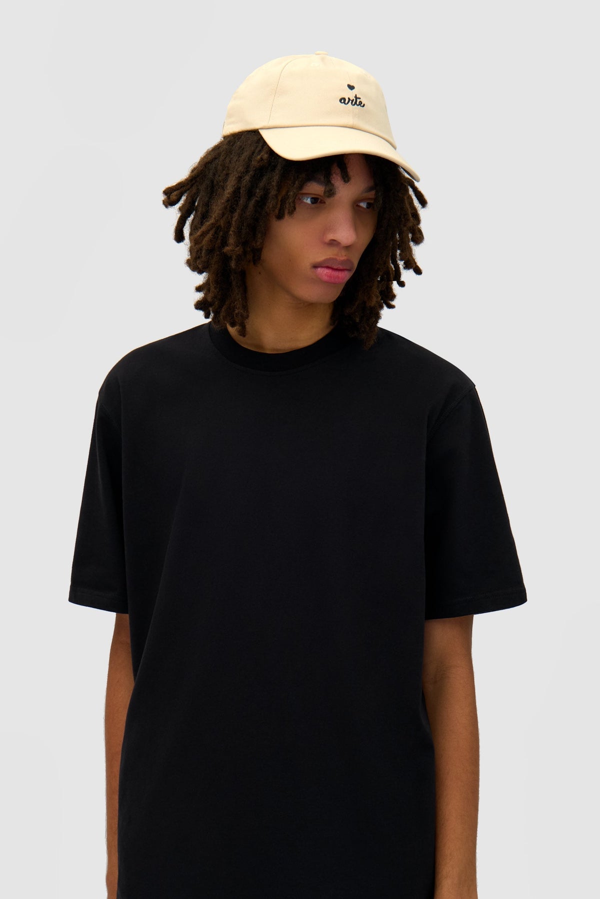 Casquette avec logo en forme de cœur - Crème