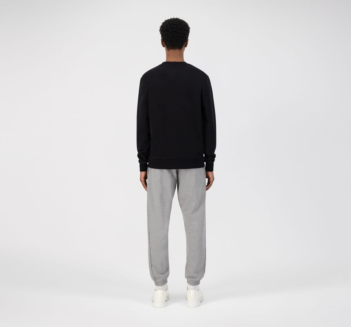 Pull à logo en forme de cœur de Cassat - Noir